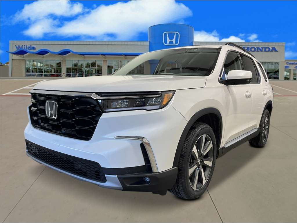 2025 Honda Pilot Touring's photo