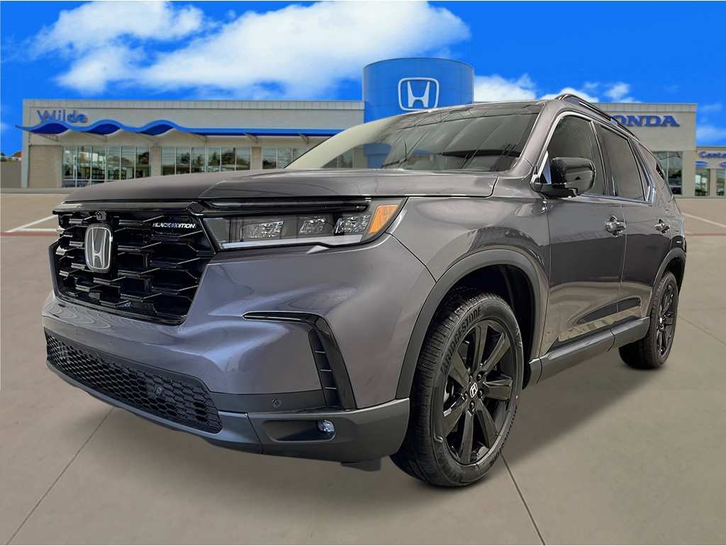 2025 Honda Pilot Black Edition's photo