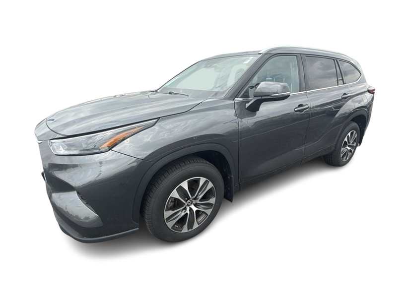 2022 Toyota Highlander XLE -
                  Waukesha, WI
