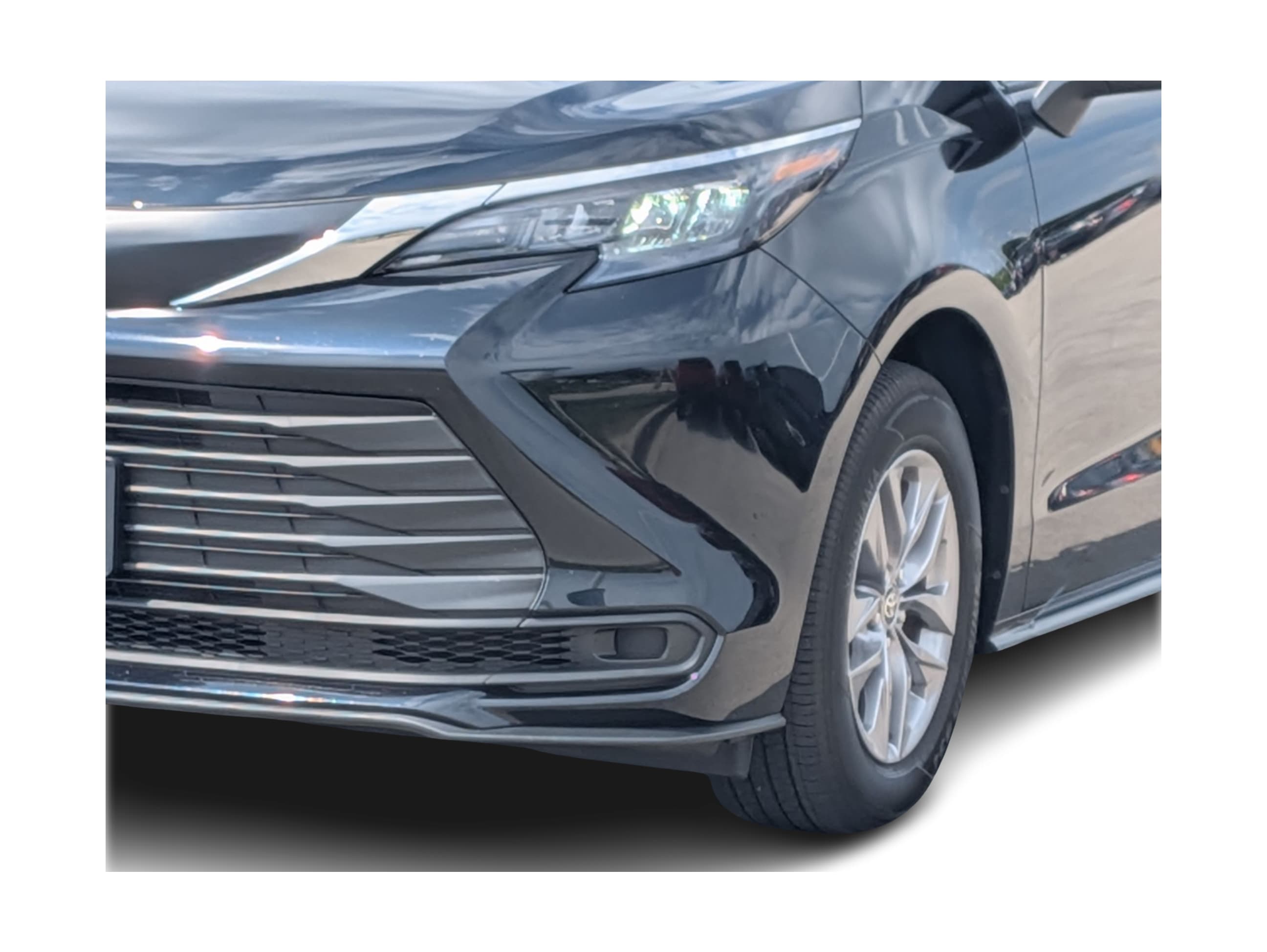 Thumbnail: 2026 Toyota Sienna - 1