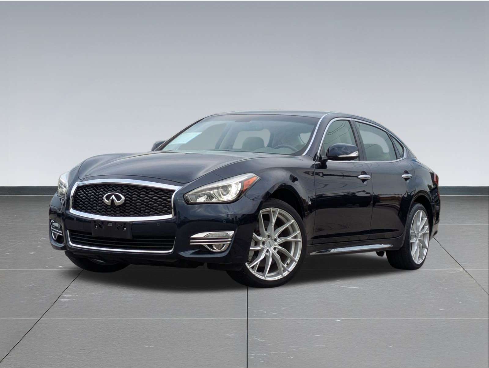 2016 INFINITI Q70L 3.7