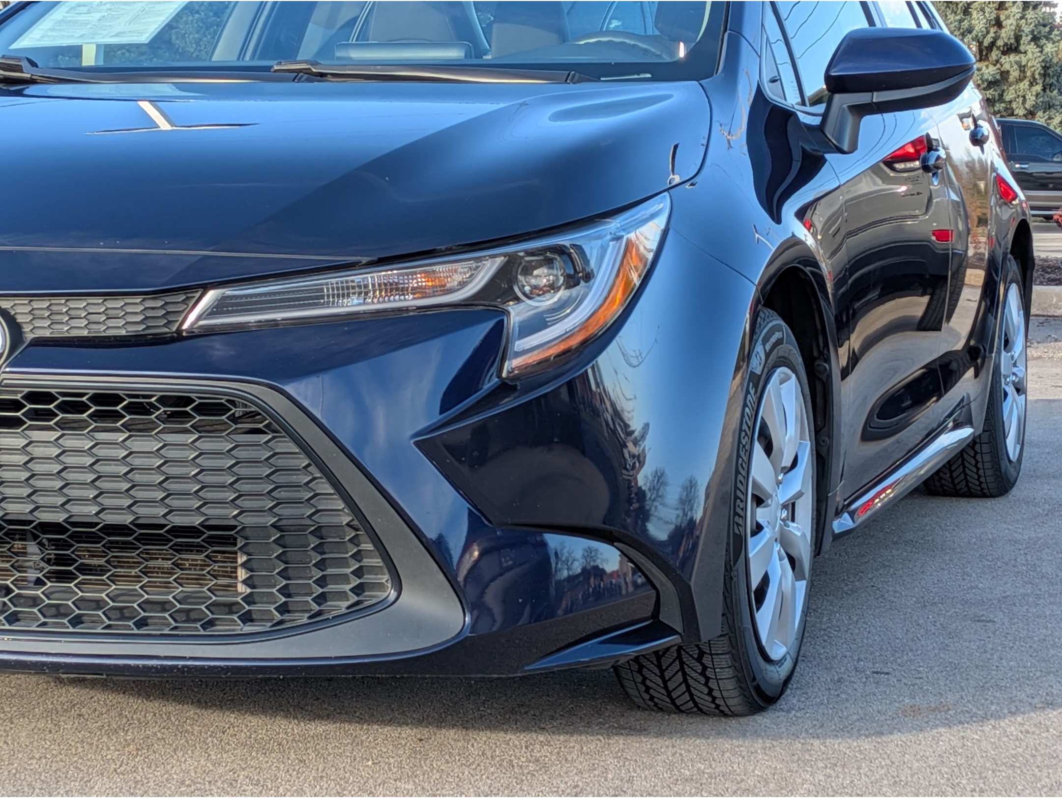 2022 Toyota Corolla LE's photo