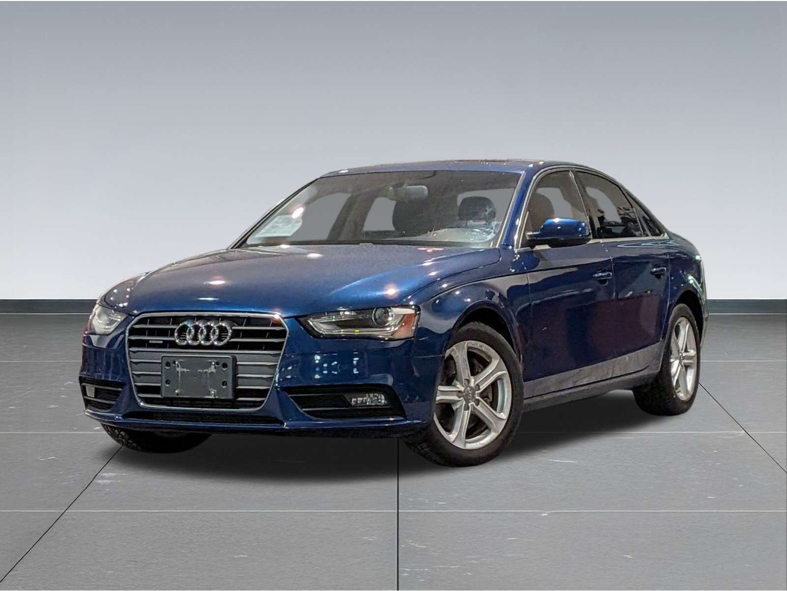 2013 Audi A4 Premium's photo