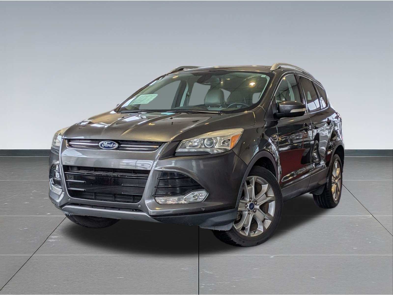 2016 Ford Escape Titanium's photo