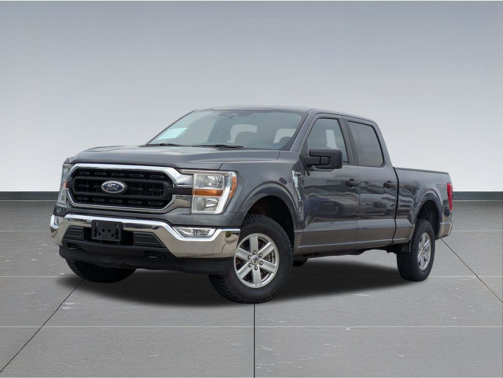 2022 Ford F-150 XLT's photo