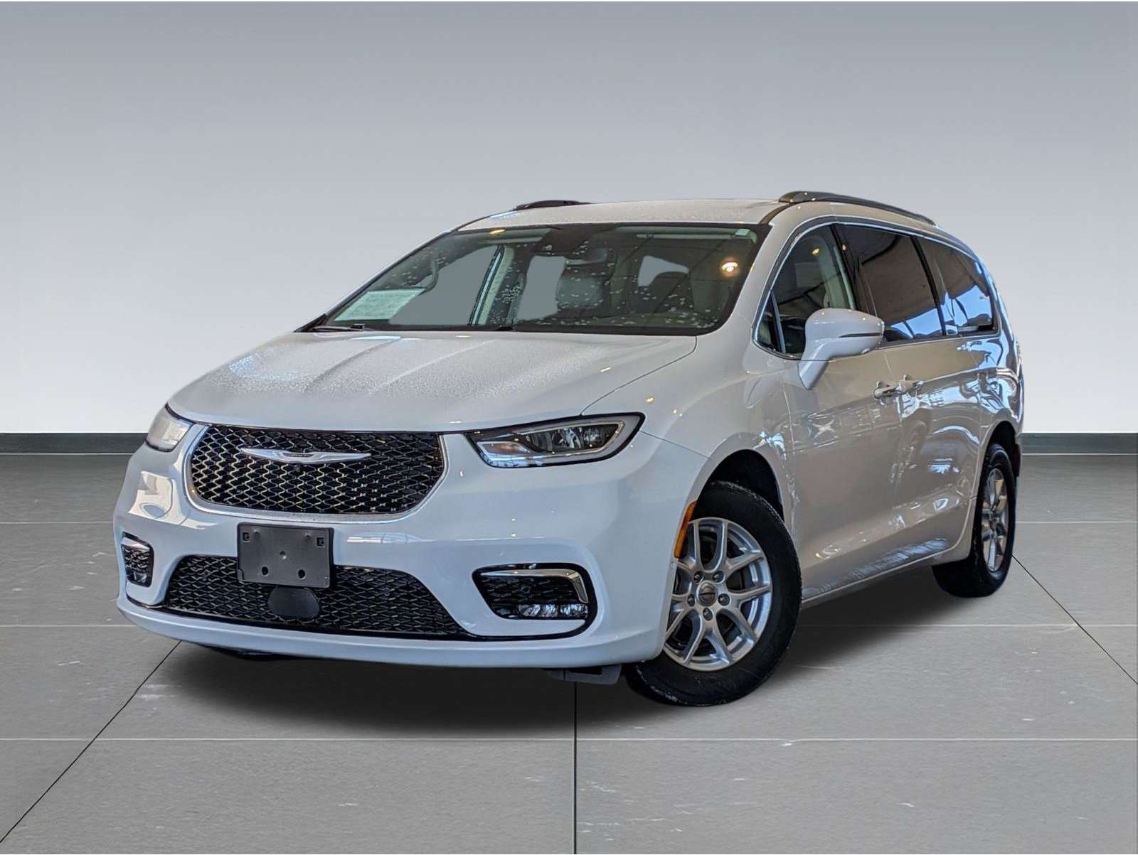 2021 Chrysler Pacifica Touring L's photo