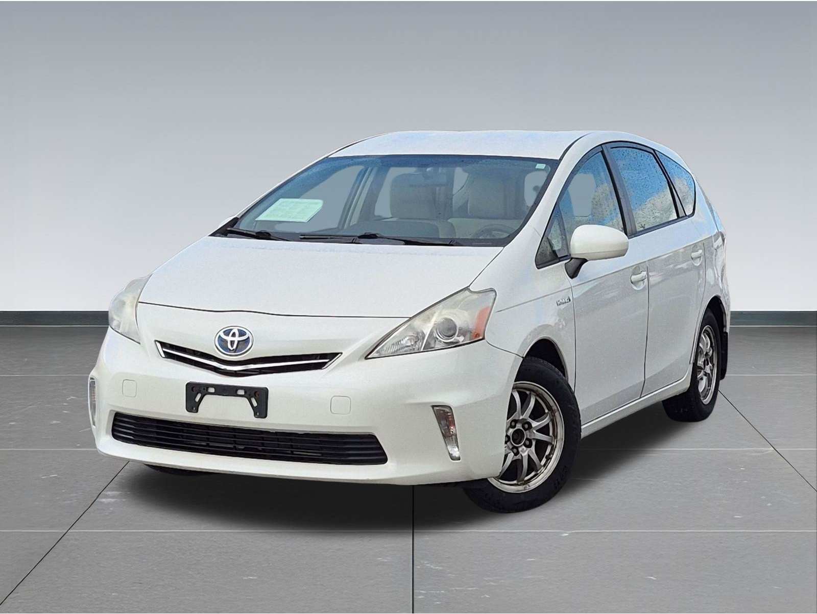 2012 Toyota Prius v Five