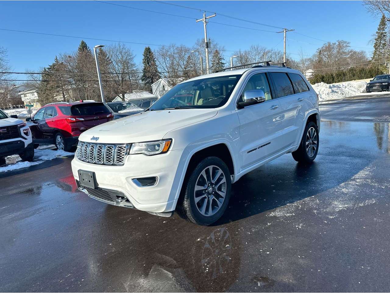 2017 Jeep Grand Cherokee Overland's photo