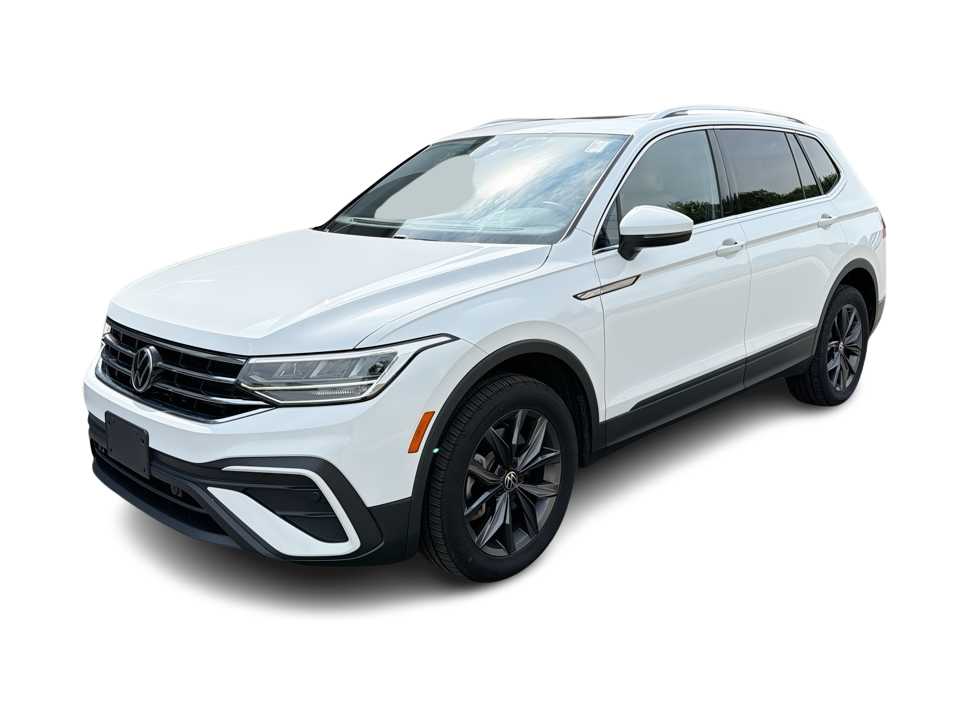 Thumbnail: 2022 Volkswagen Tiguan - 1