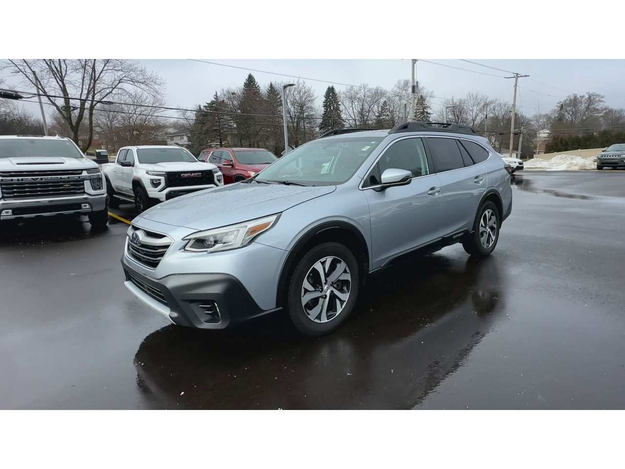 2020 Subaru Outback Limited's photo