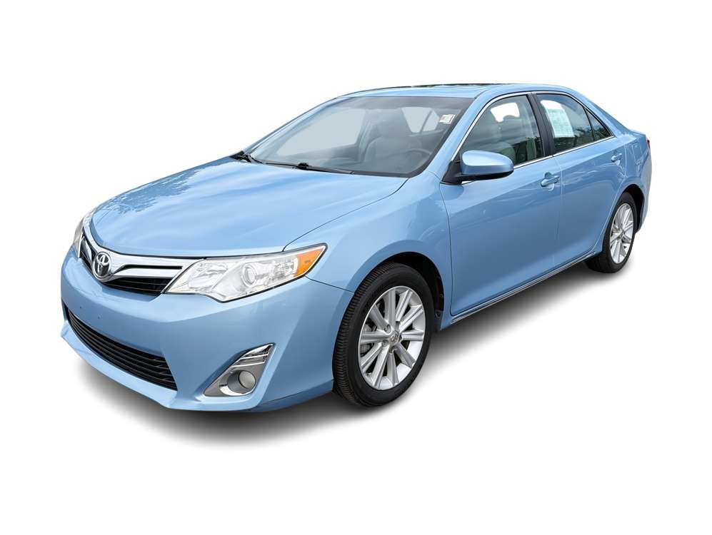 2013 Toyota Camry XLE -
                  Waukesha, WI