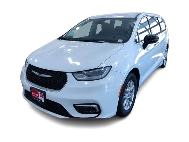 Thumbnail: 2024 Chrysler Pacifica - 1