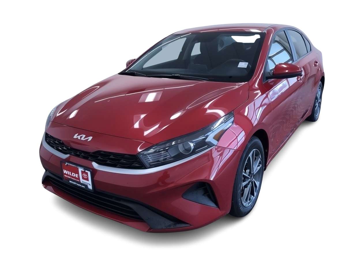 2024 Kia Forte LXS -
                West Allis, WI