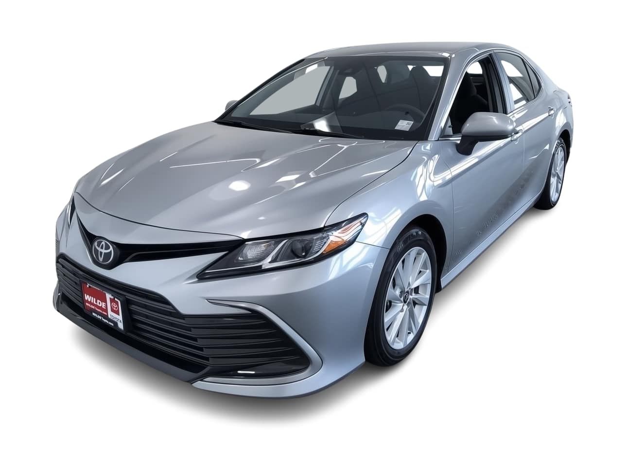 2024 Toyota Camry LE -
                West Allis, WI