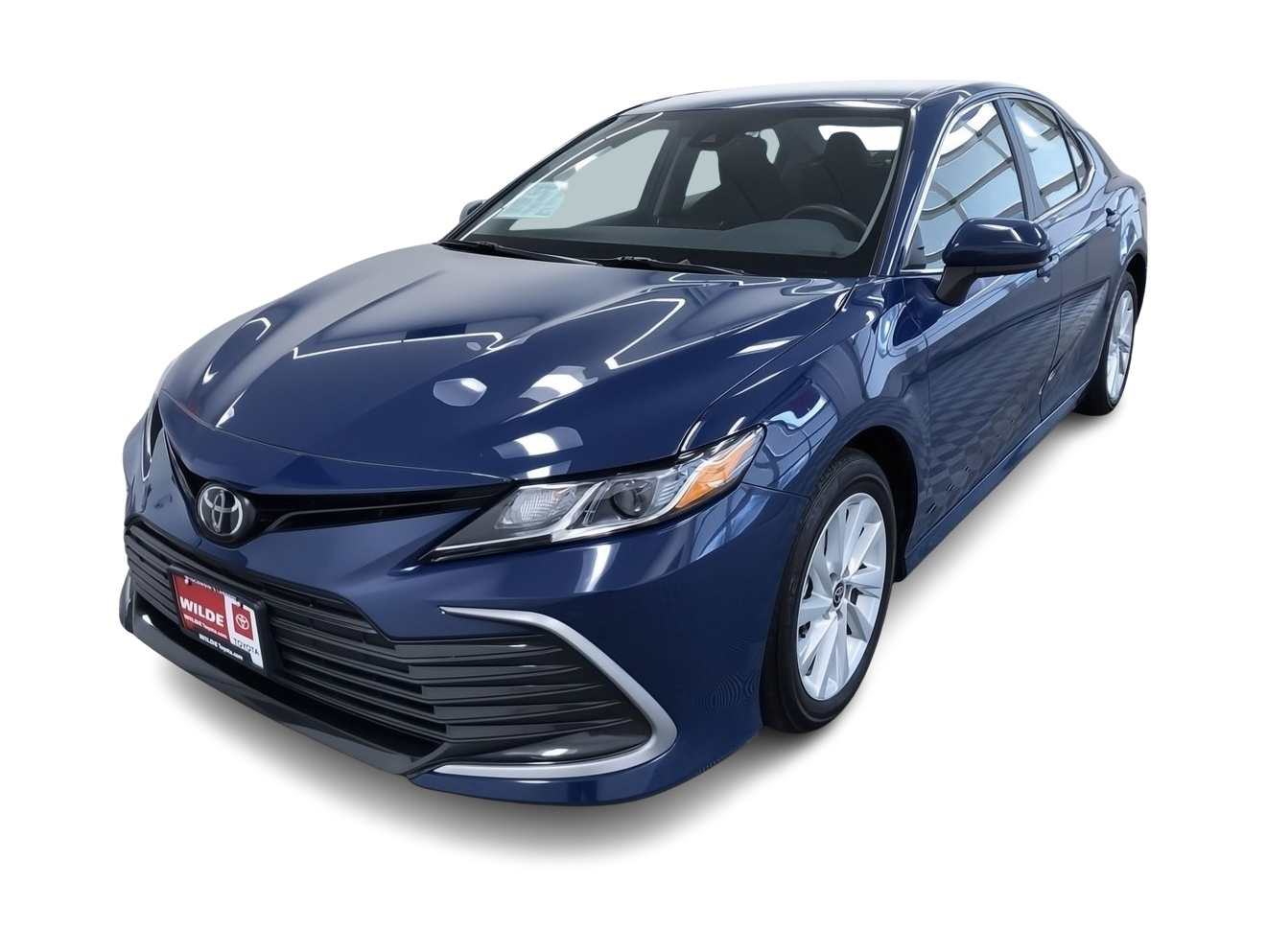 2024 Toyota Camry LE -
                West Allis, WI