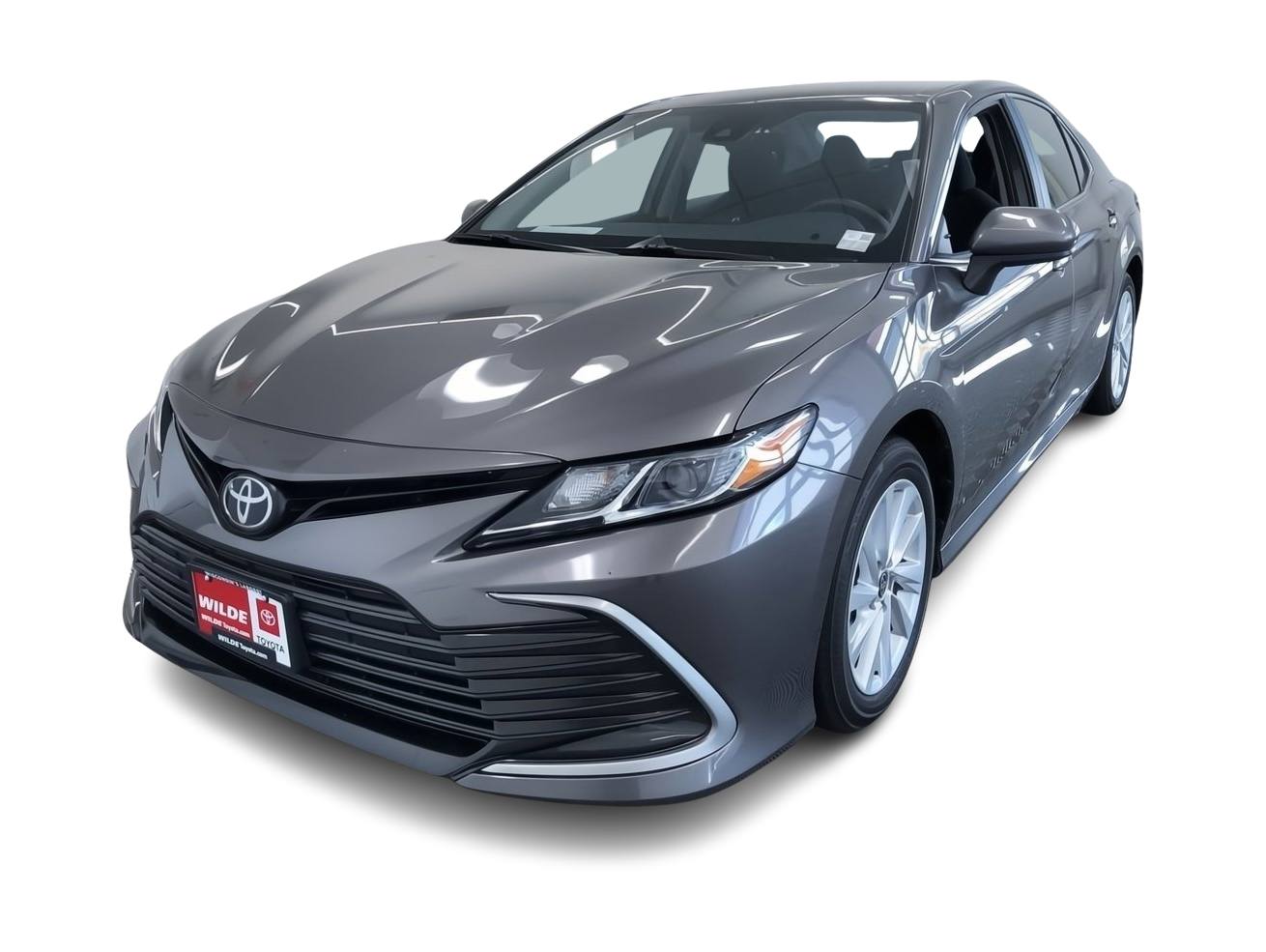 2024 Toyota Camry LE -
                West Allis, WI