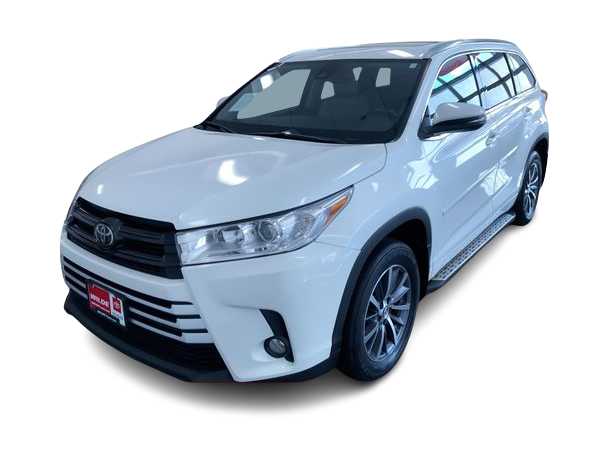 Thumbnail: 2017 Toyota Highlander - 1