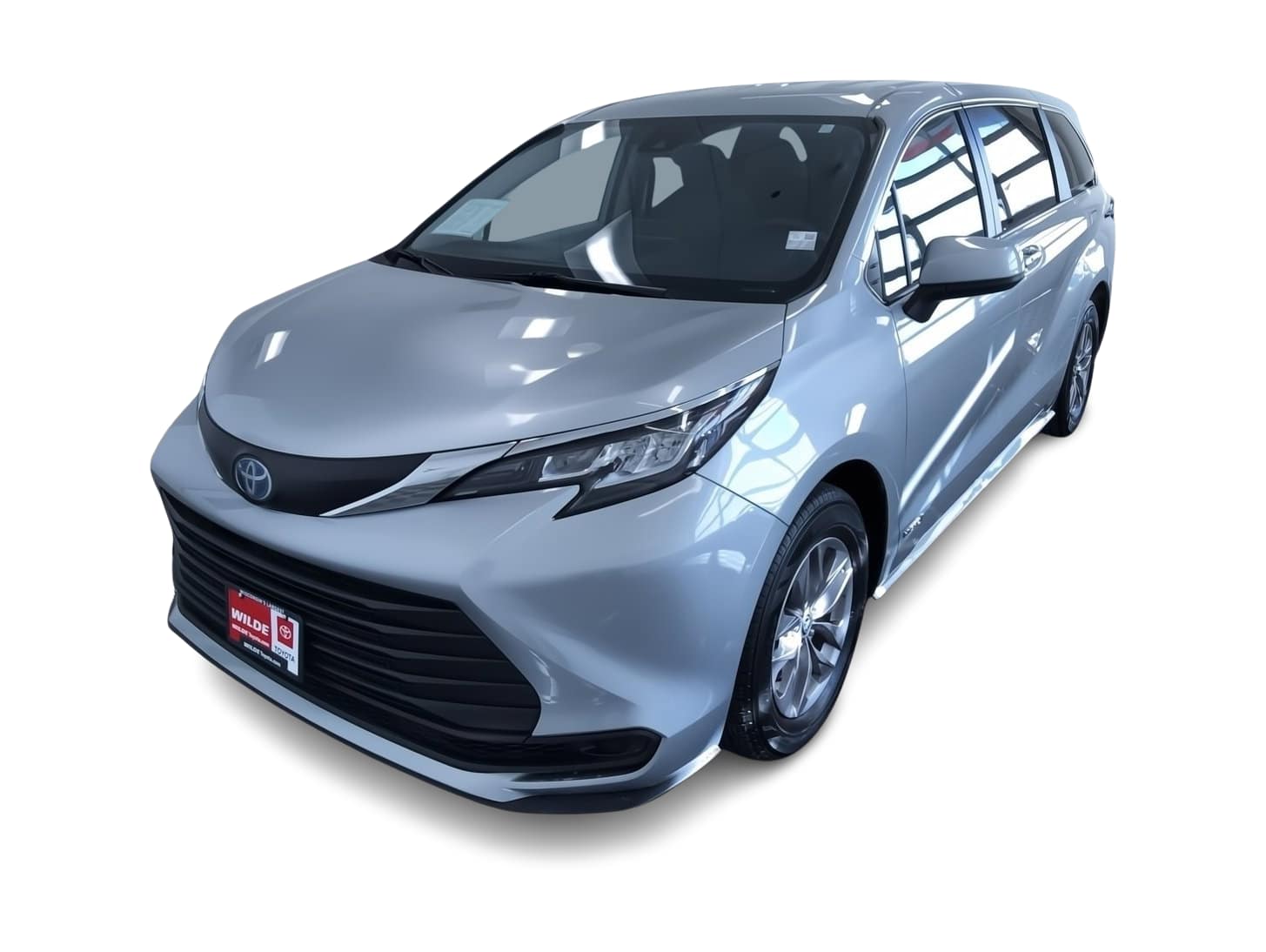 2021 Toyota Sienna LE -
                West Allis, WI