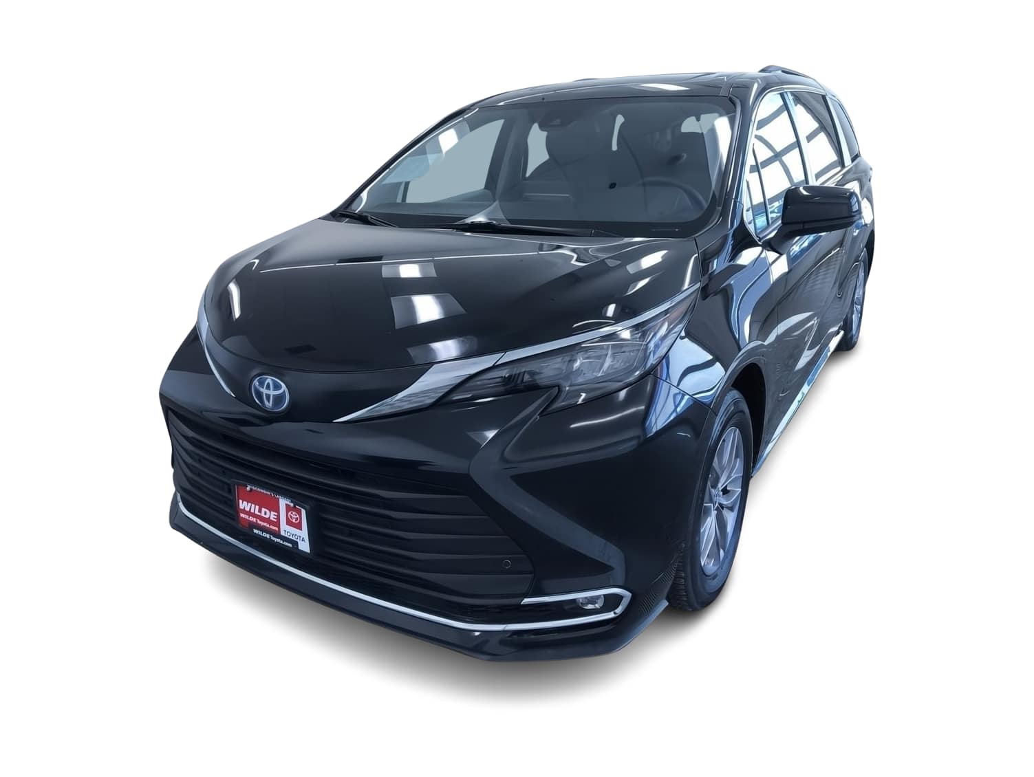 2024 Toyota Sienna XLE -
                West Allis, WI