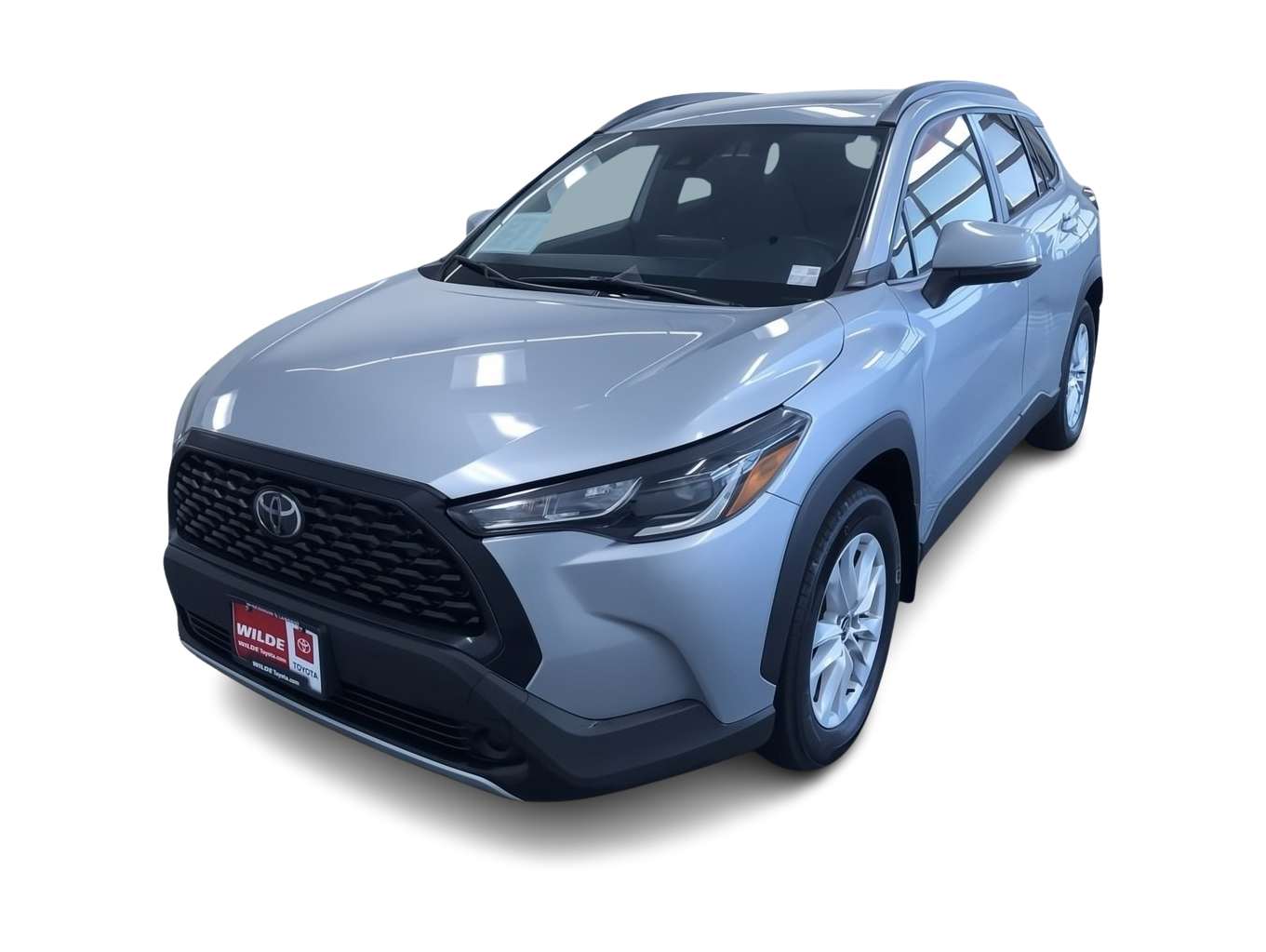 2022 Toyota Corolla Cross LE Hero Image