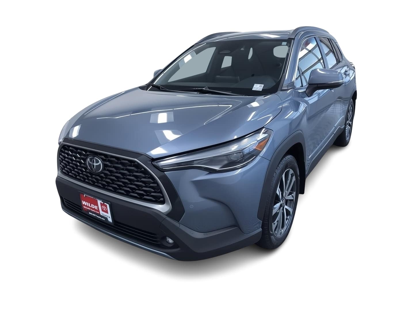 2023 Toyota Corolla Cross XLE -
                West Allis, WI