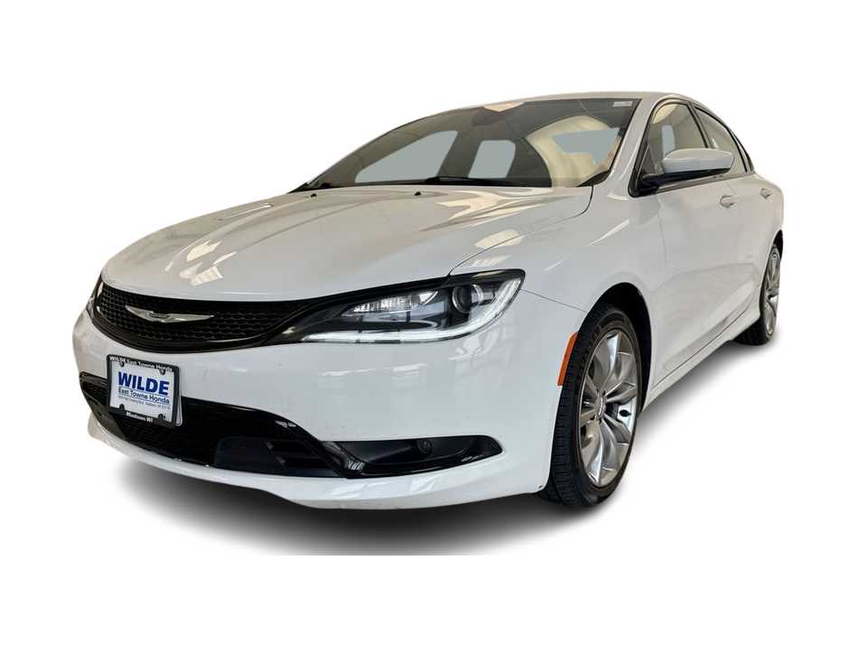 2016 Chrysler 200 S -
                  Madison, WI
