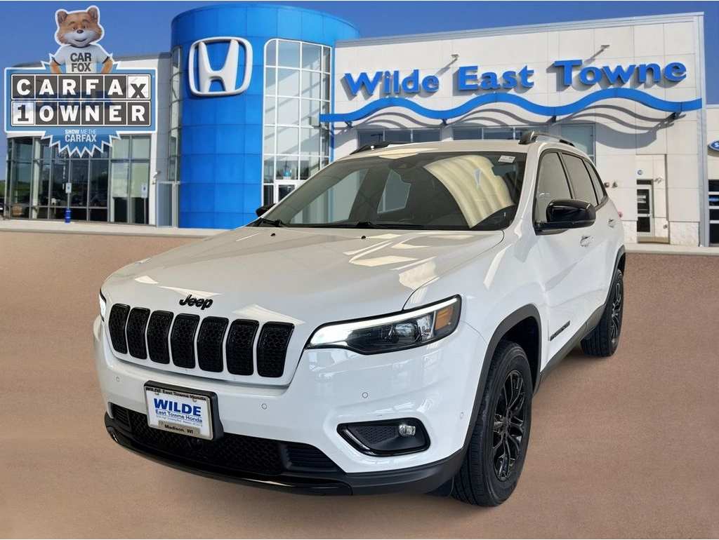 2023 Jeep Cherokee Altitude Lux
