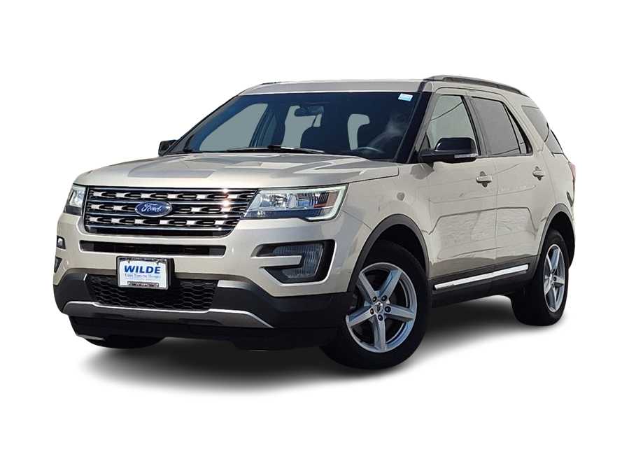2017 Ford Explorer XLT -
                  Madison, WI