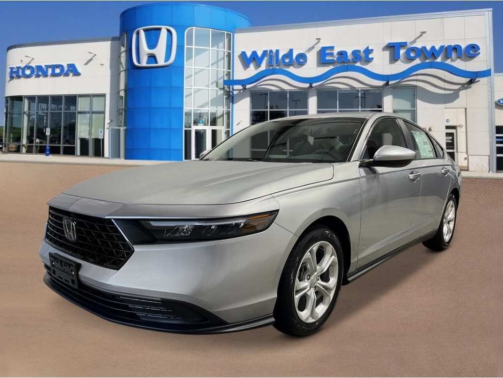 2025 Honda Accord LX's photo
