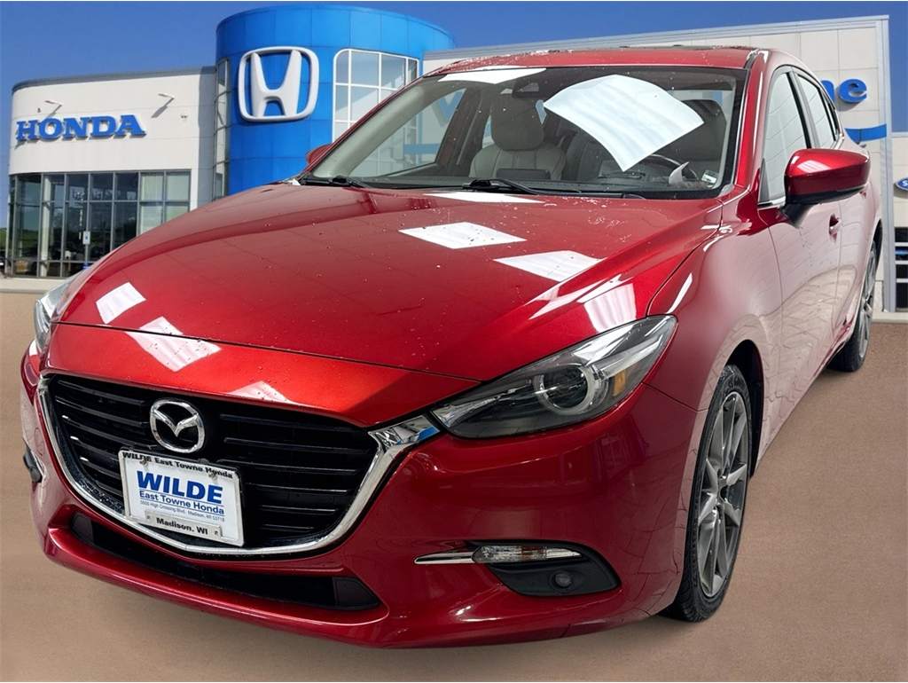 2018 Mazda Mazda3 Grand Touring's photo
