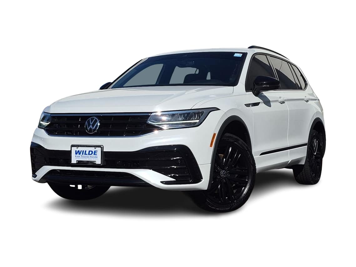 Thumbnail: 2022 Volkswagen Tiguan - 1