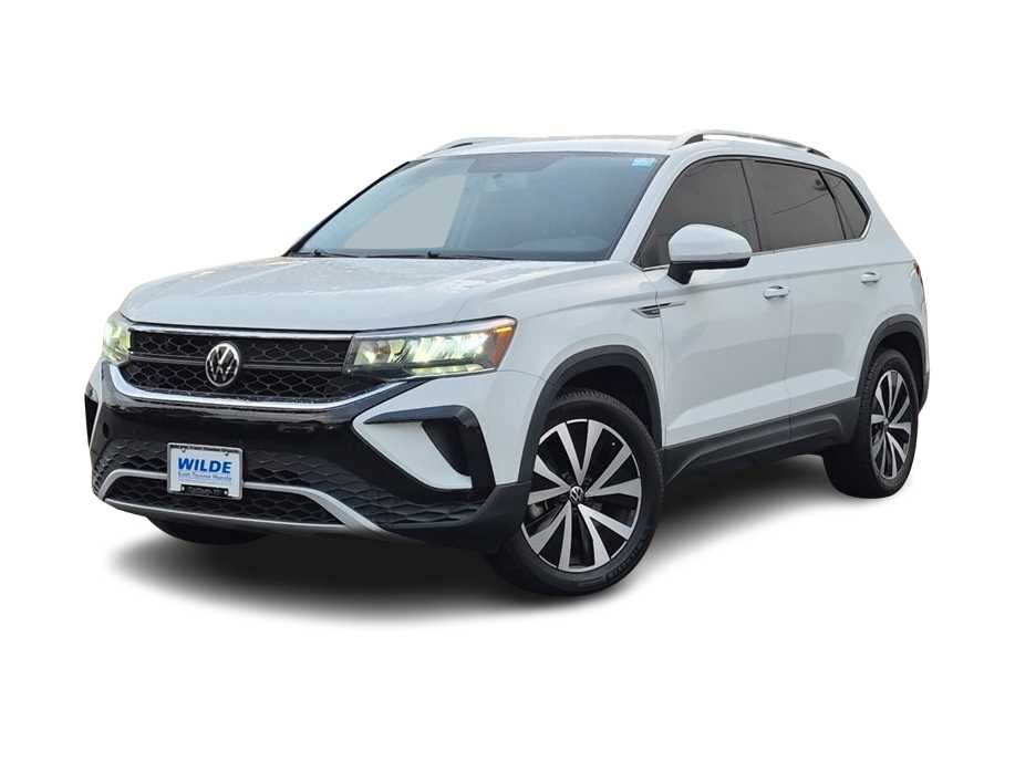 Thumbnail: 2022 Volkswagen Taos - 1