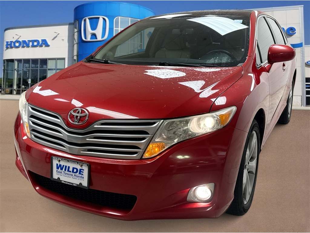 2012 Toyota Venza XLE's photo