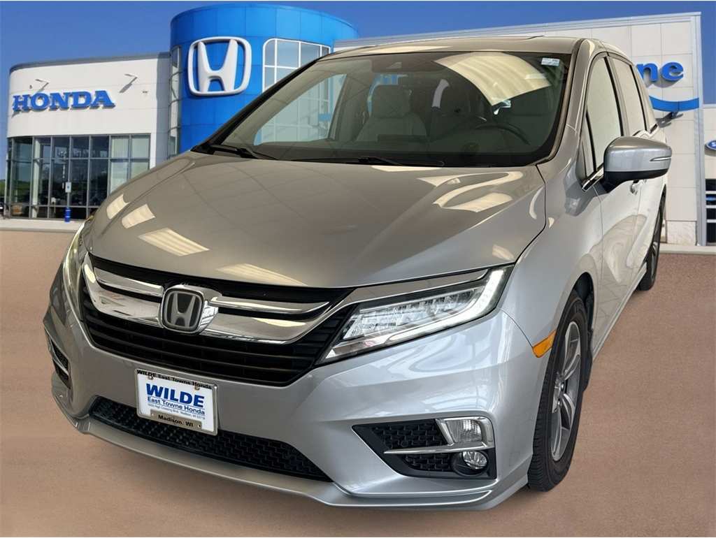 2019 Honda Odyssey Touring's photo