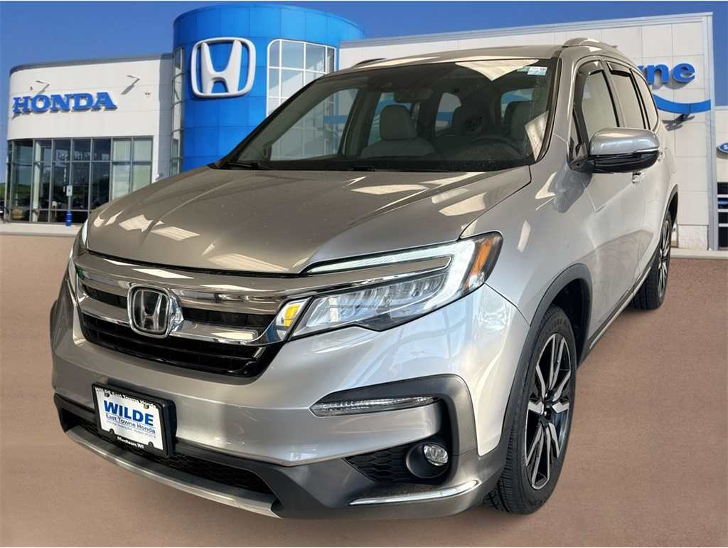2019 Honda Pilot Elite's photo