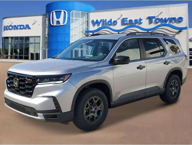 2025 Honda Pilot TrailSport's photo