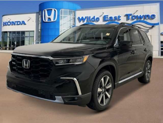 2025 Honda Pilot Touring's photo