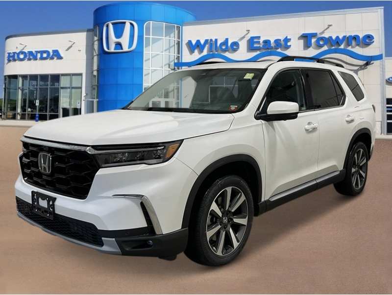 2025 Honda Pilot Elite's photo