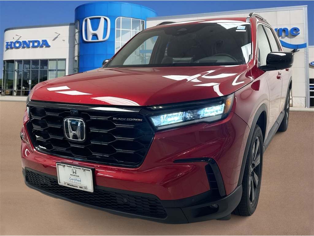 2025 Honda Pilot Black Edition's photo