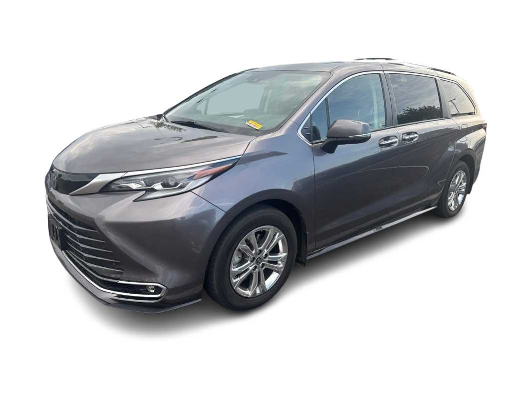 Thumbnail: 2022 Toyota Sienna - 1
