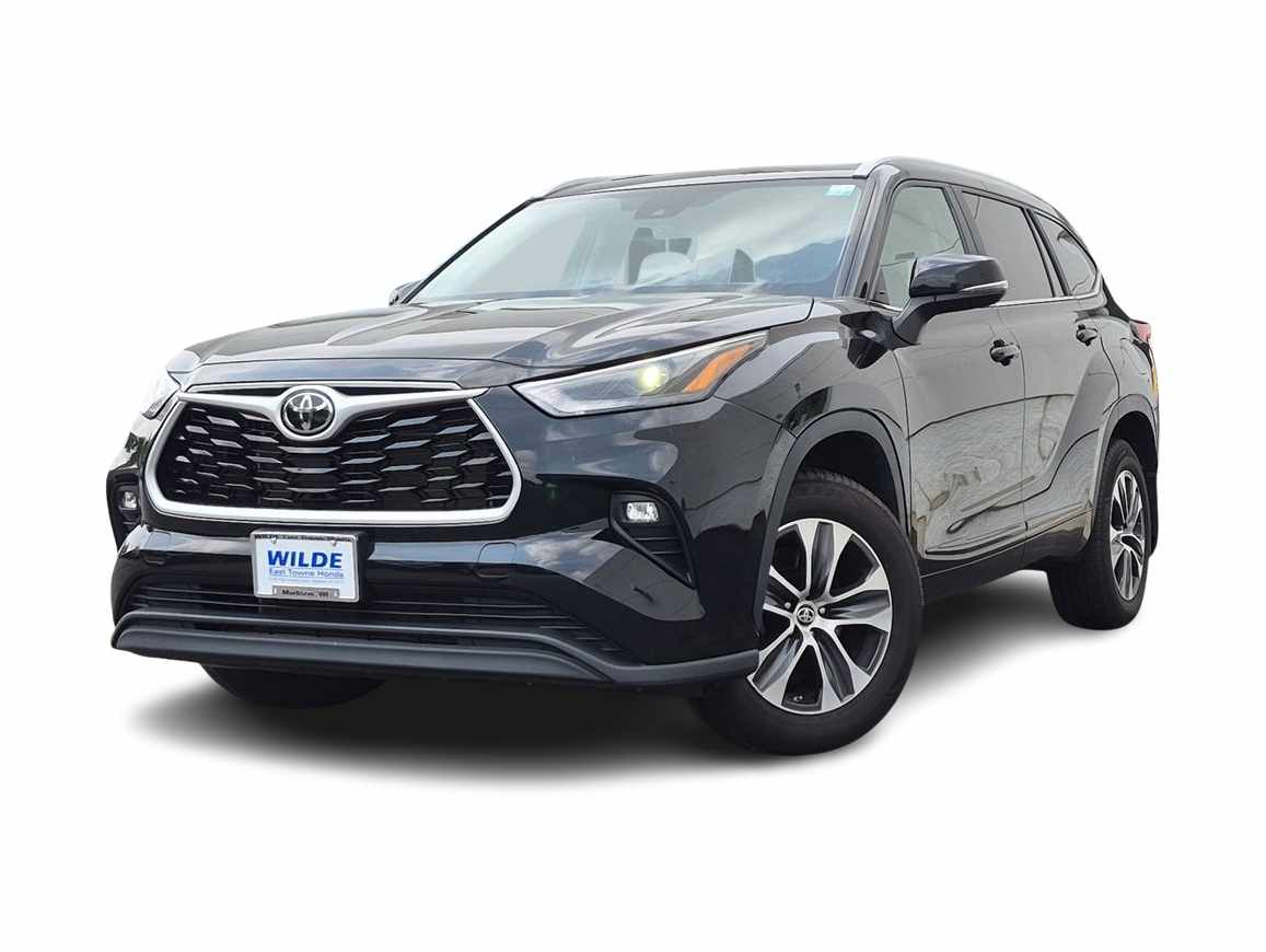 Thumbnail: 2023 Toyota Highlander - 1