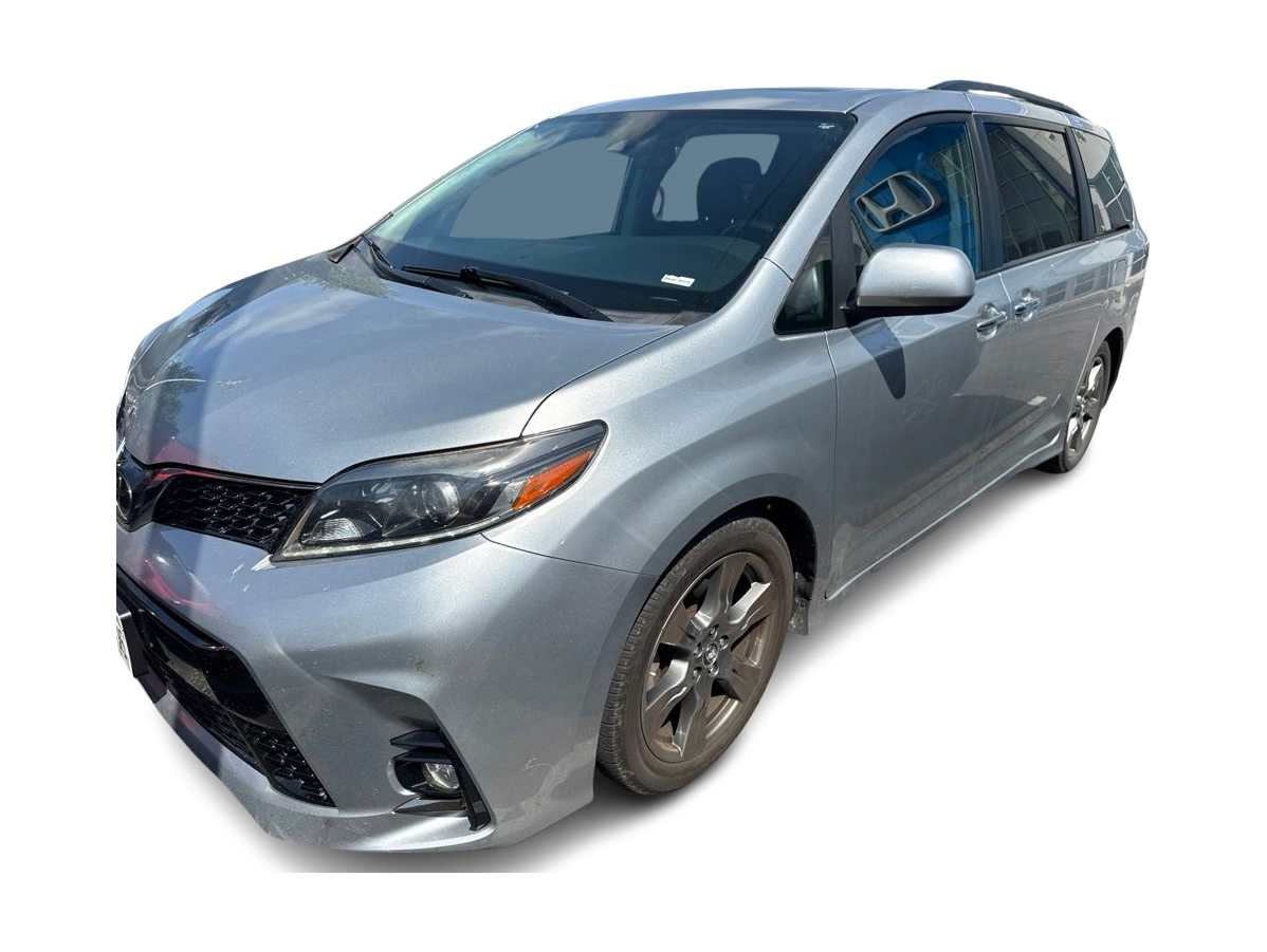 Thumbnail: 2019 Toyota Sienna - 1