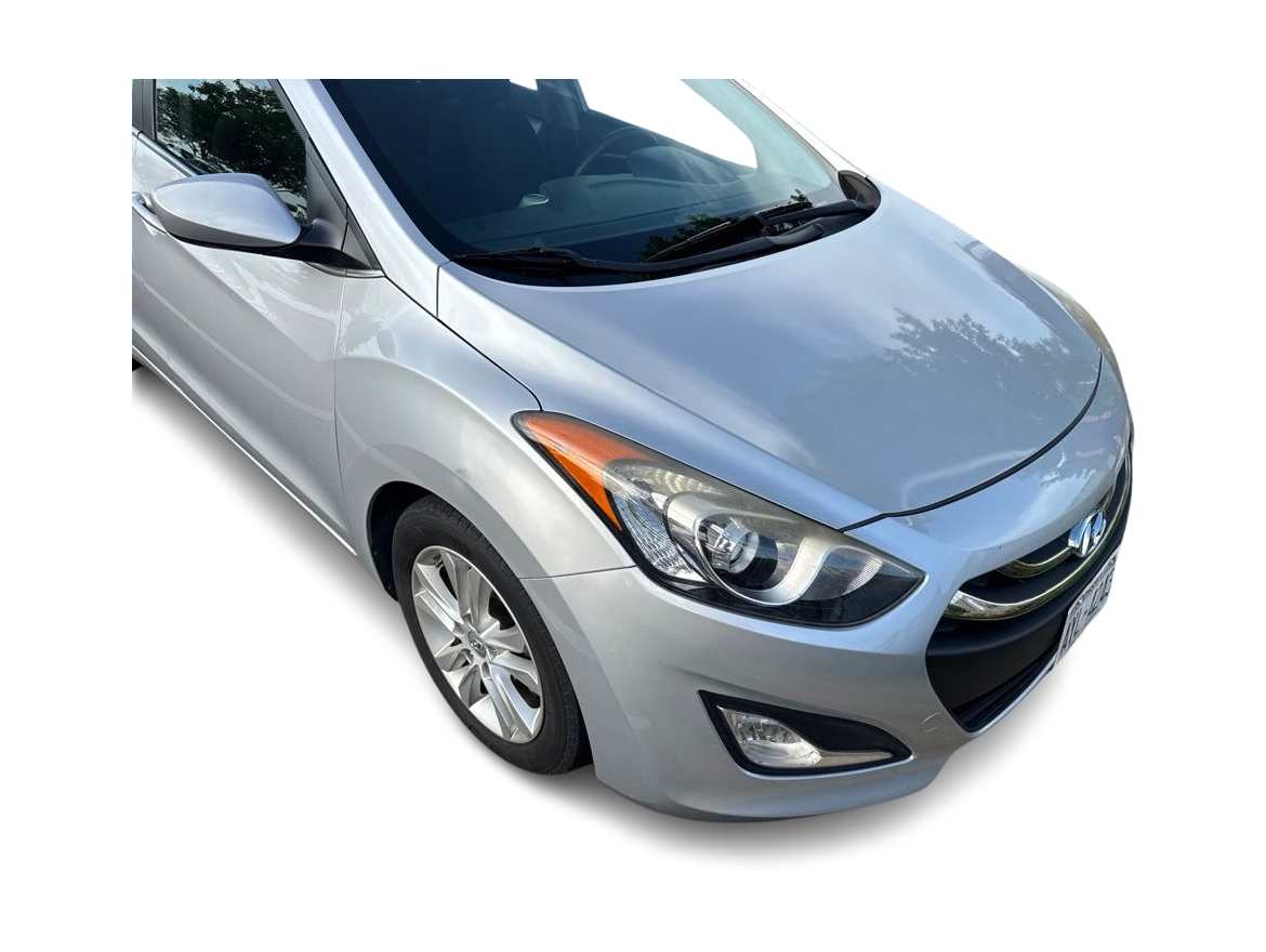 Thumbnail: 2015 Hyundai Elantra - 1