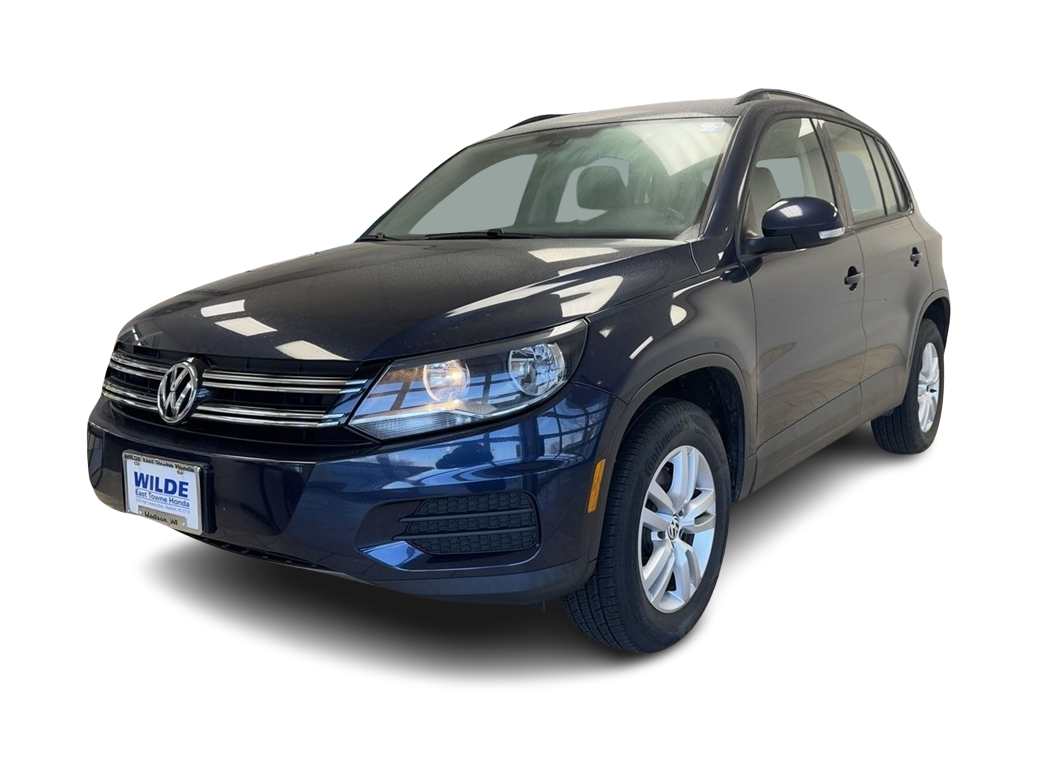 2016 Volkswagen Tiguan S -
                Madison, WI