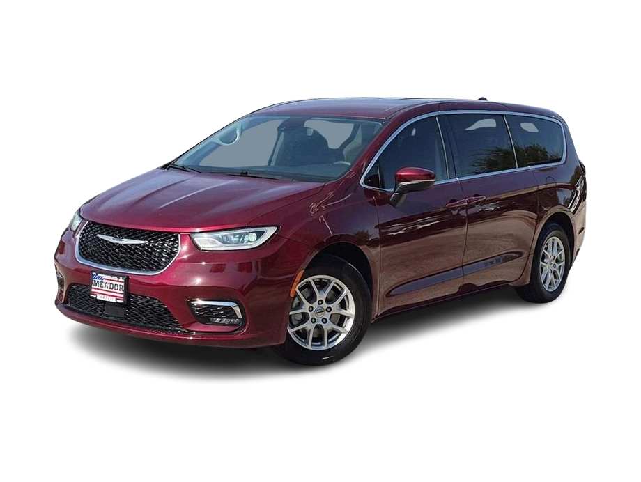Thumbnail: 2023 Chrysler Pacifica - 1