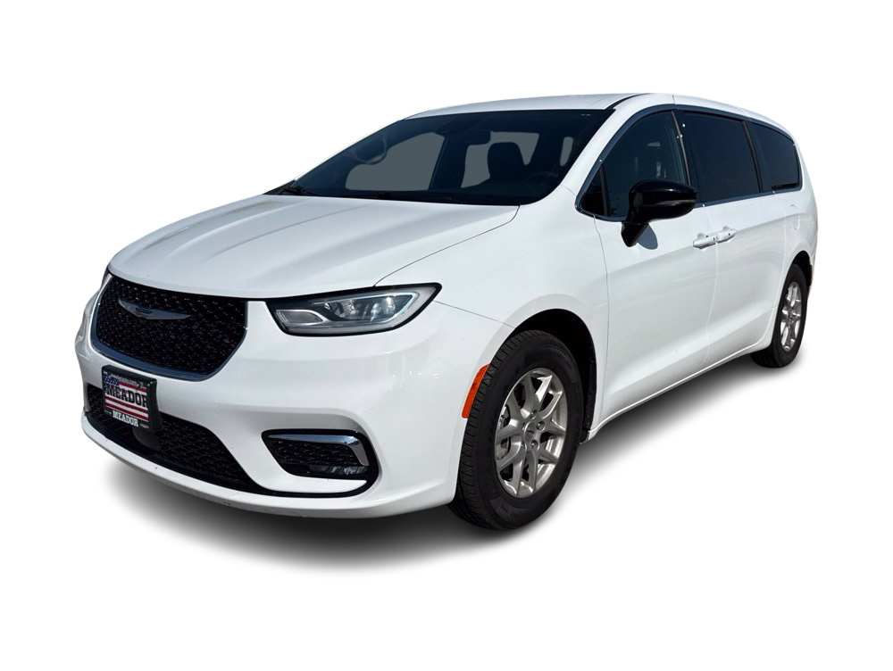 Thumbnail: 2025 Chrysler Pacifica - 1