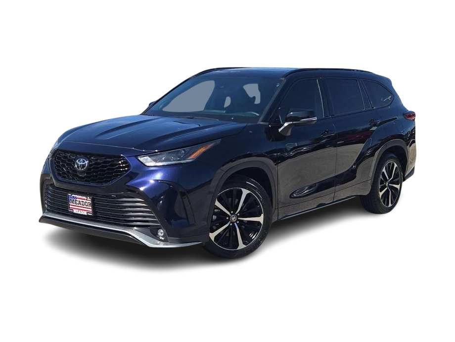 Thumbnail: 2021 Toyota Highlander - 1