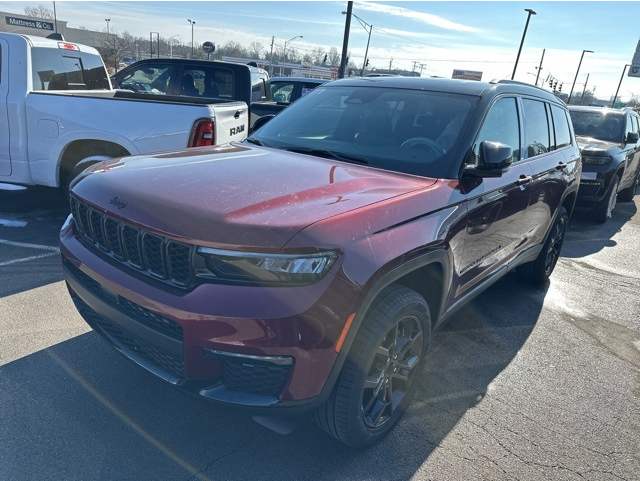 2025 Jeep Grand Cherokee L Limited's photo