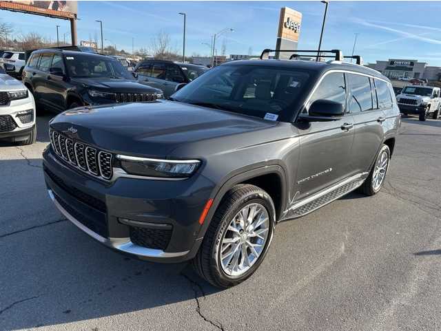 2021 Jeep Grand Cherokee L Summit's photo