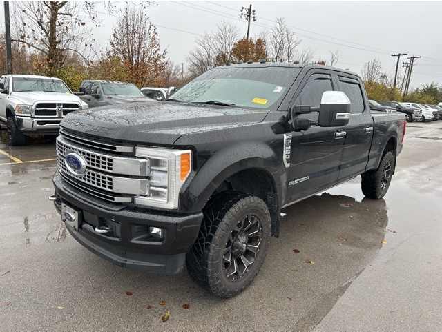 2019 Ford F-250 Super Duty Platinum's photo